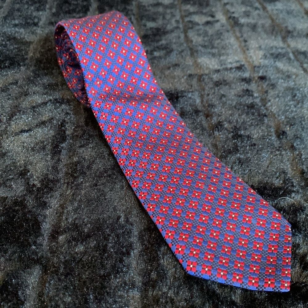 Men's Blue and Red Floral Geometric Neck Tie From American Apparel 100% Silk
